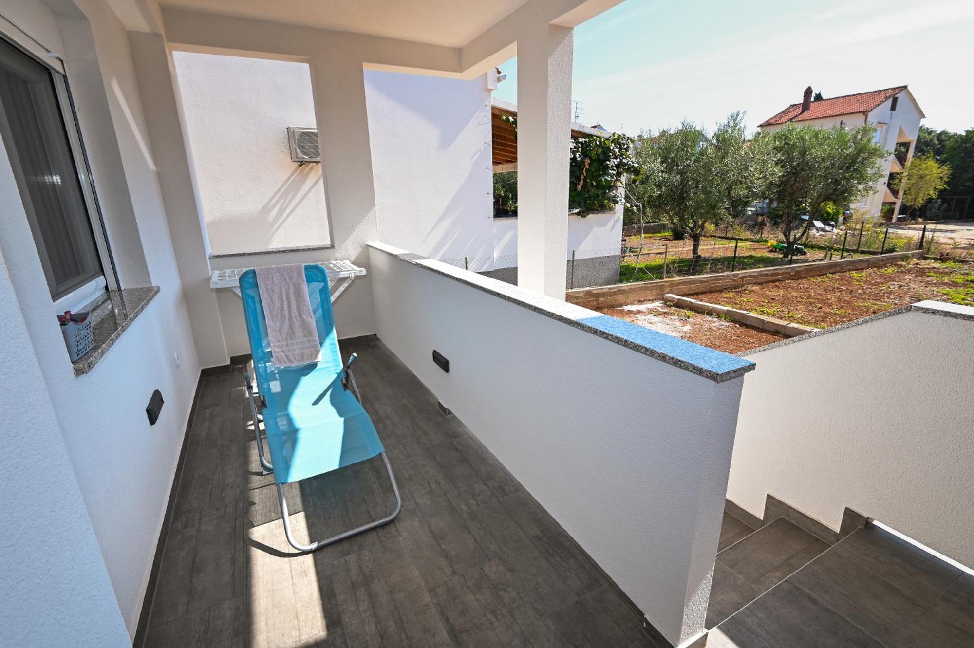 M Apartman *